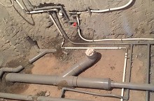 大里浴室翻修前後對比圖，舊浴室煥然一新